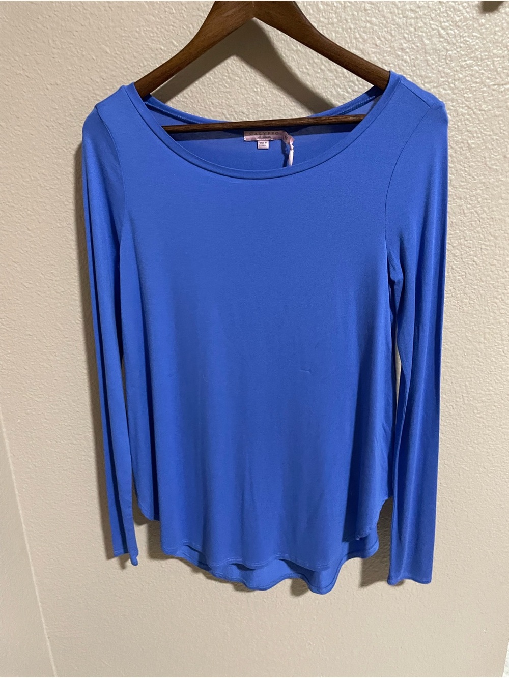 Women’s Long Sleeve Scoop Neck Top - Blue
